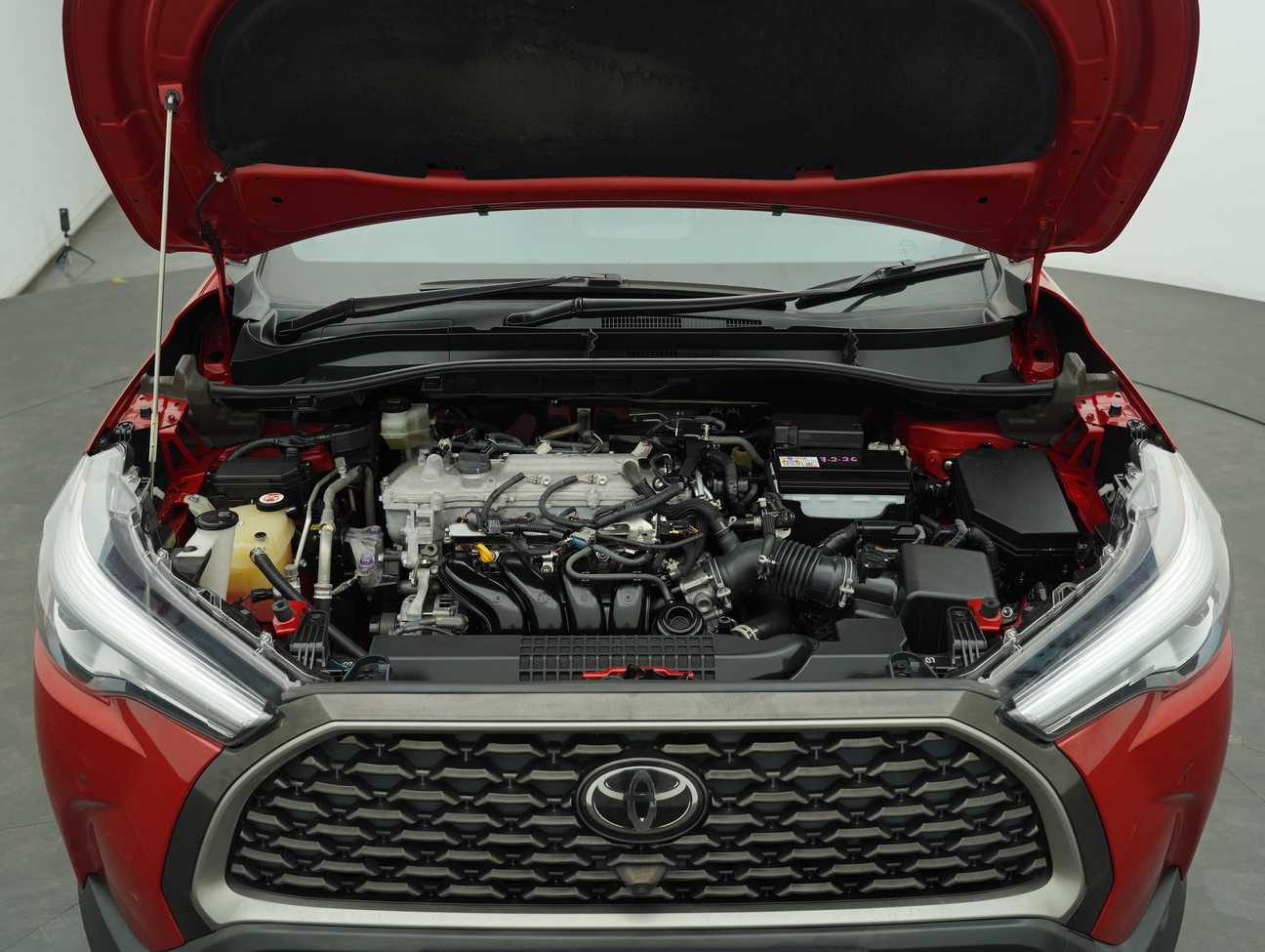 terpakai 2022 Toyota Corolla Cross V 1.8