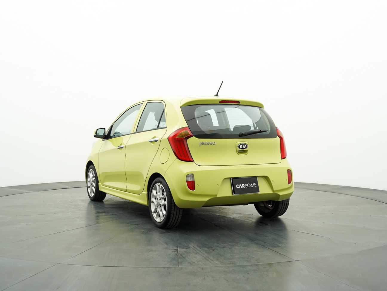 terpakai 2013 Kia PICANTO  1.2