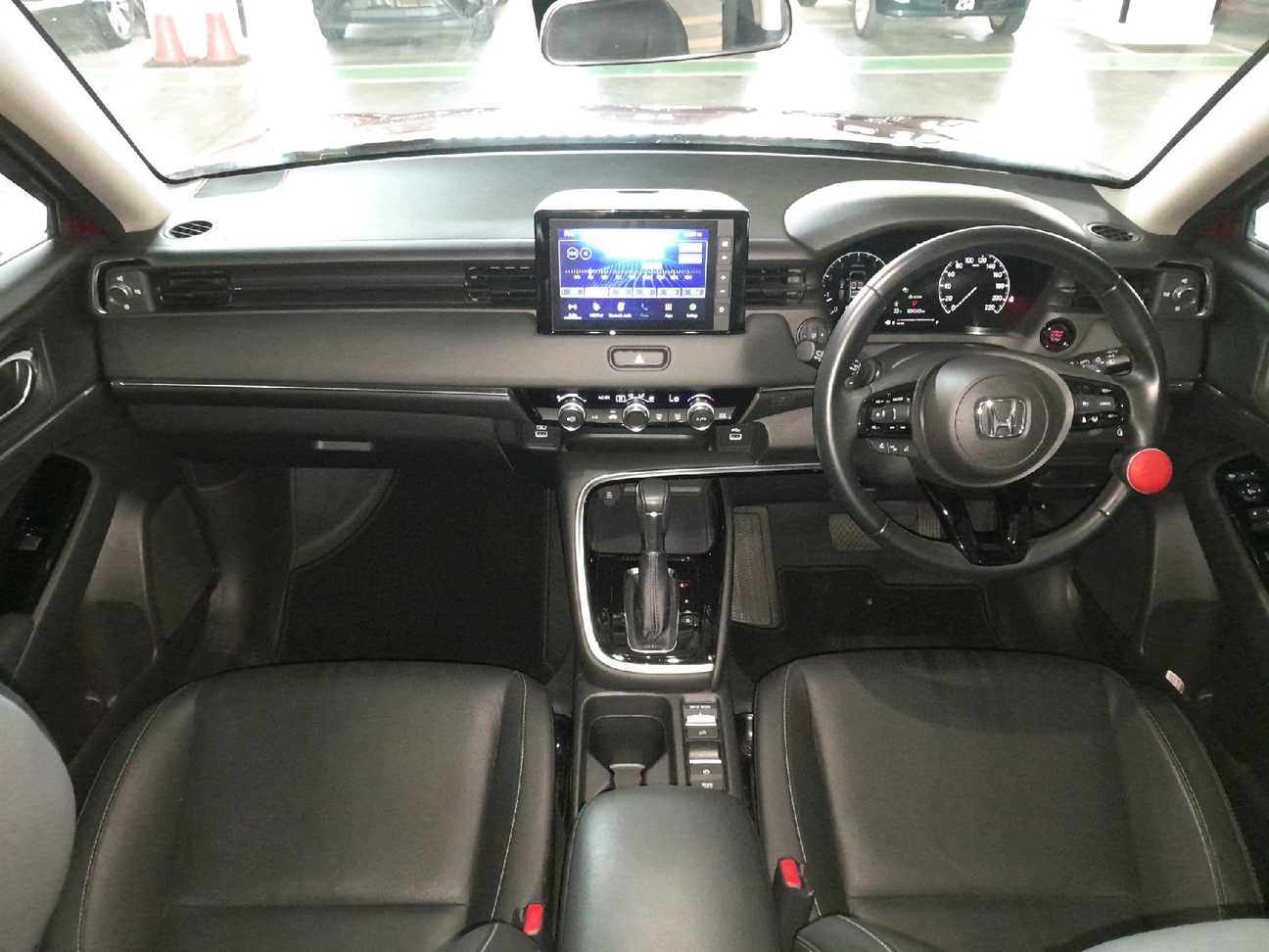 used 2024 Honda HR-V V 1.5