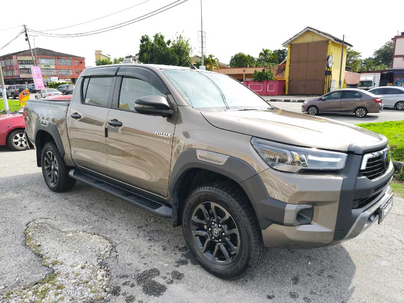 terpakai 2021 Toyota Hilux Rogue Dual Cab 2.8