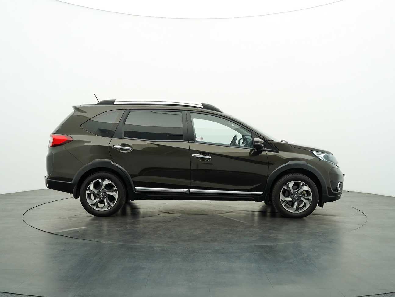 used 2018 Honda BR-V V 1.5
