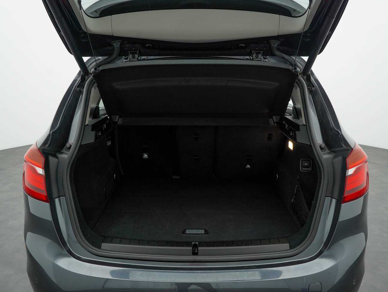 terpakai 2016 BMW 2 18I ACTIVE TOURER 1.5