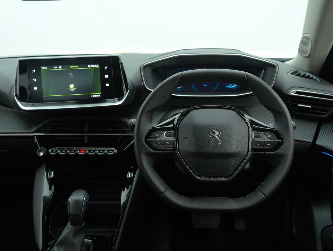 used 2025 Peugeot 2008 Allure 1.2