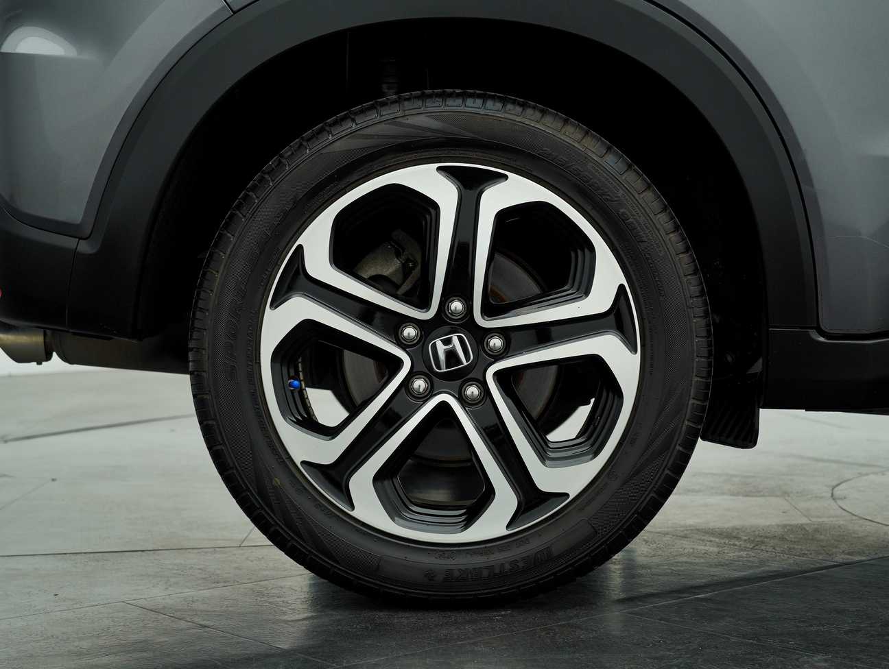 terpakai 2018 Honda HR-V i-VTEC V 1.8
