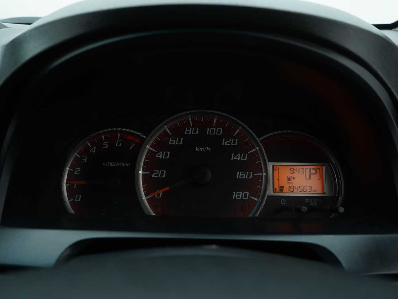 terpakai 2015 Toyota Avanza S 1.5