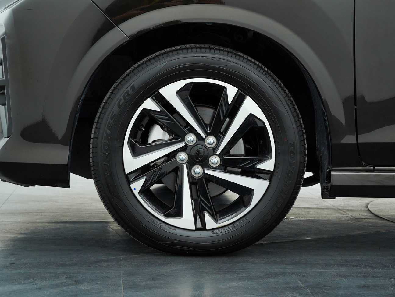 used 2023 Perodua Alza AV 1.5