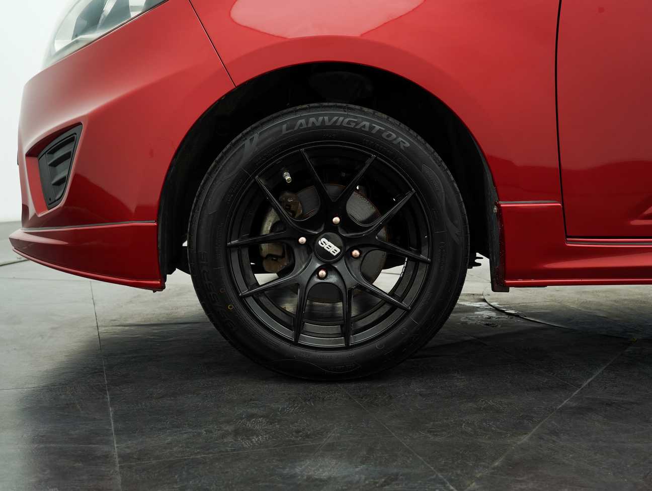 terpakai 2016 Proton Iriz Executive 1.3