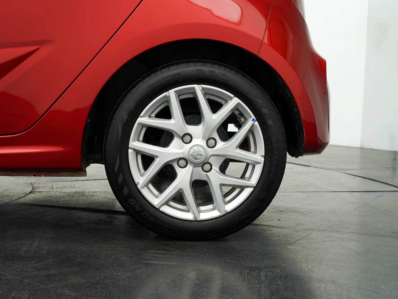 terpakai 2024 Proton Iriz Executive 1.6