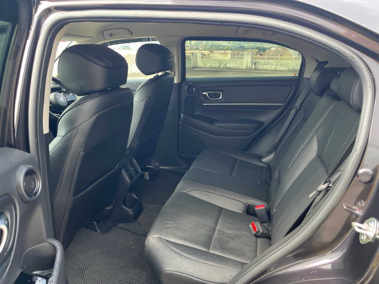 used 2024 Honda HR-V V 1.5