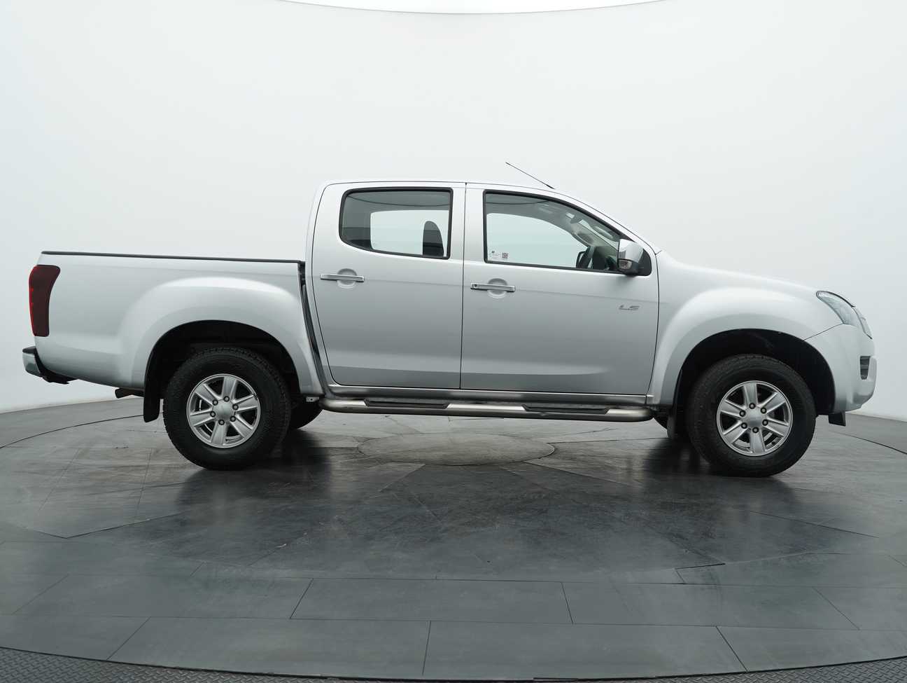 used 2015 Isuzu D-Max Dual Cab 4X2 2.5