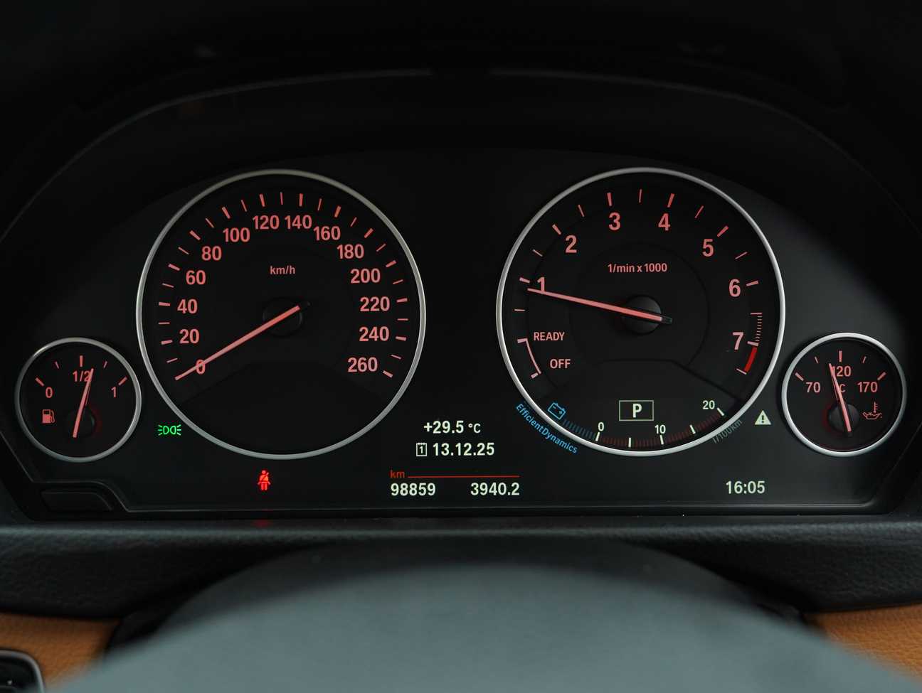 used 2018 BMW 318i Luxury 1.5