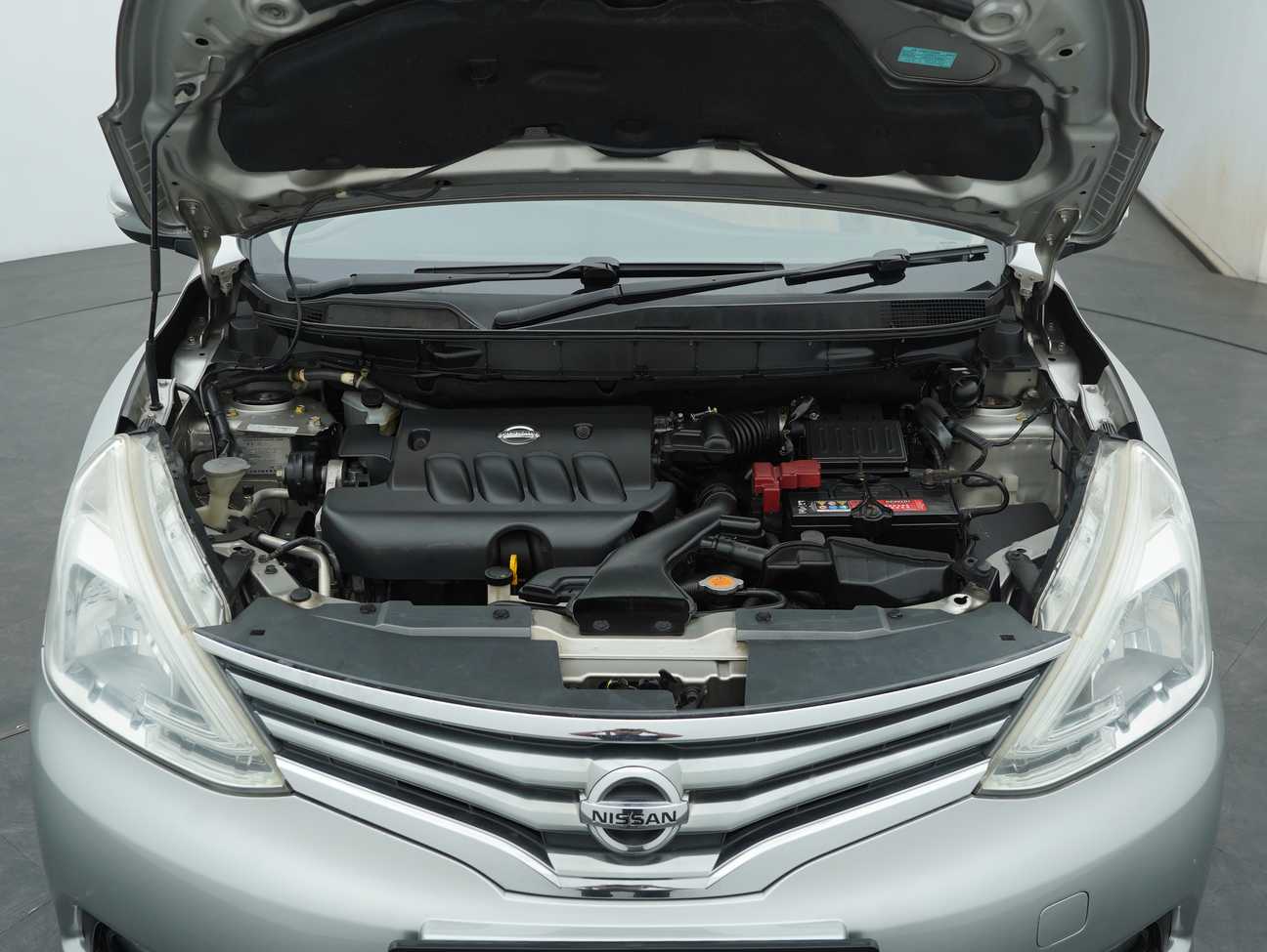 used 2013 Nissan Grand Livina Comfort 1.8