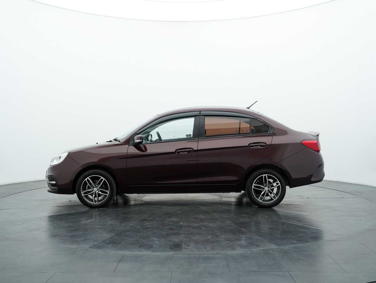 terpakai 2021 Proton Saga Premium 1.3