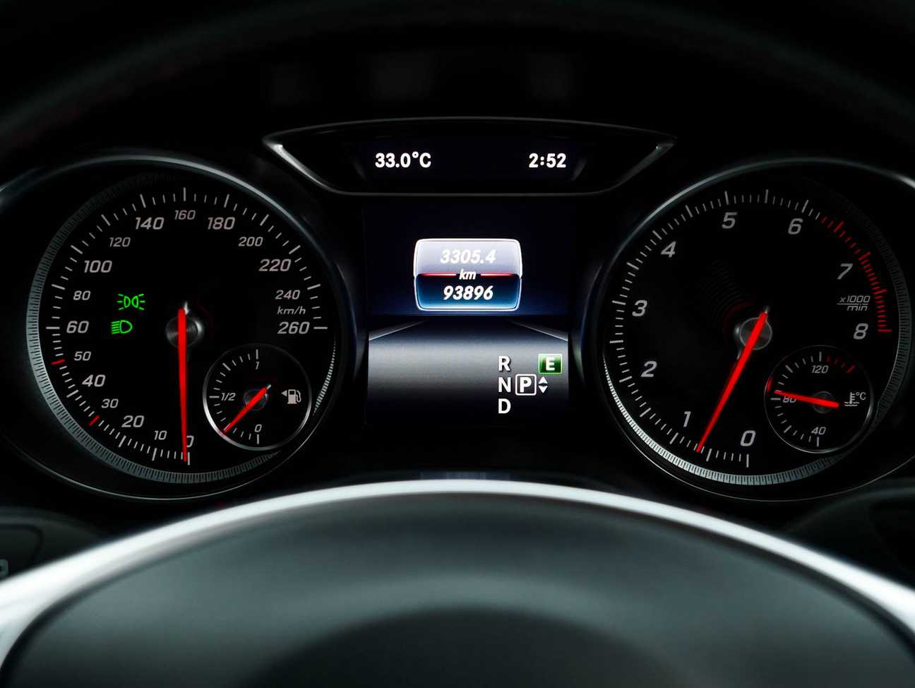 terpakai 2017 Mercedes-Benz GLA250 4MATIC 2.0