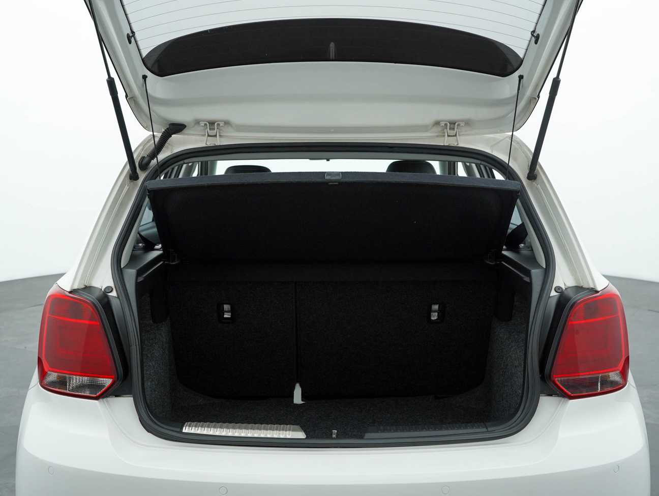 terpakai 2019 Volkswagen Polo Comfortline 1.6