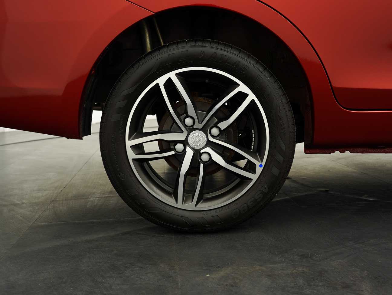 terpakai 2022 Proton Saga Premium 1.3