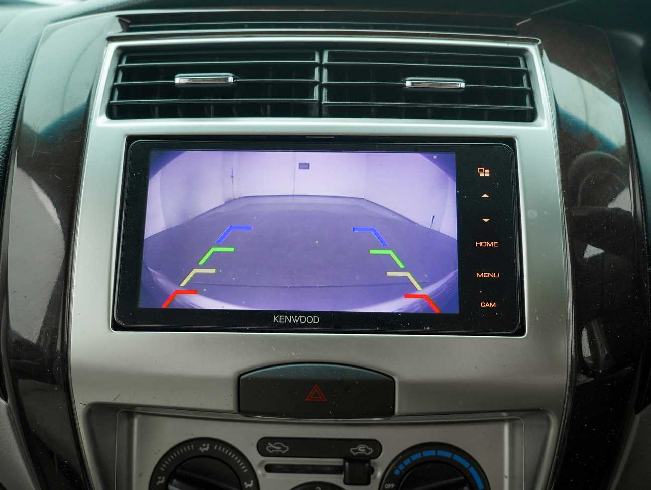terpakai 2014 Nissan Grand Livina Comfort 1.8