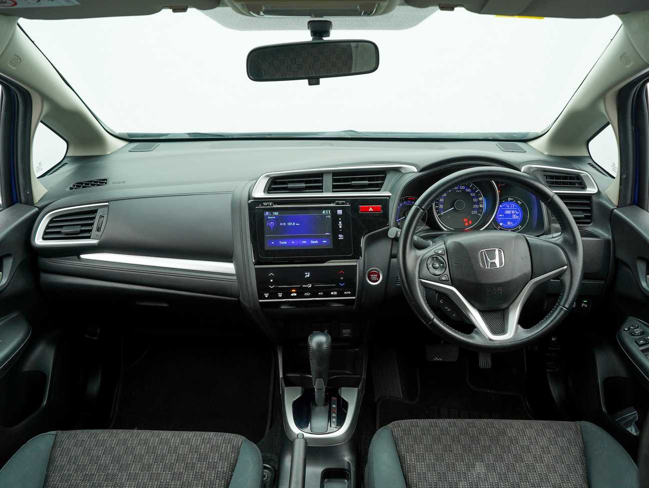 used 2014 Honda Jazz V 1.5