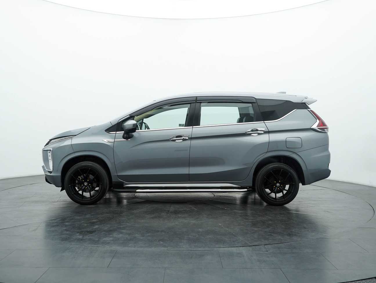 terpakai 2021 Mitsubishi Xpander  1.5