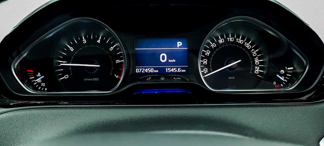 terpakai 2016 Peugeot 208 5-DOOR 1.6