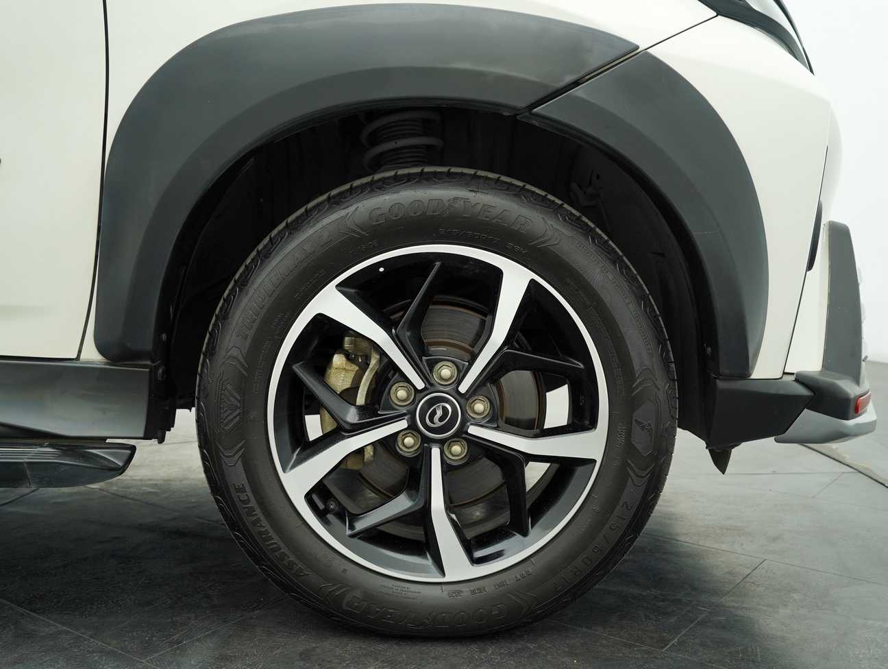 terpakai 2020 Perodua Aruz AV 1.5