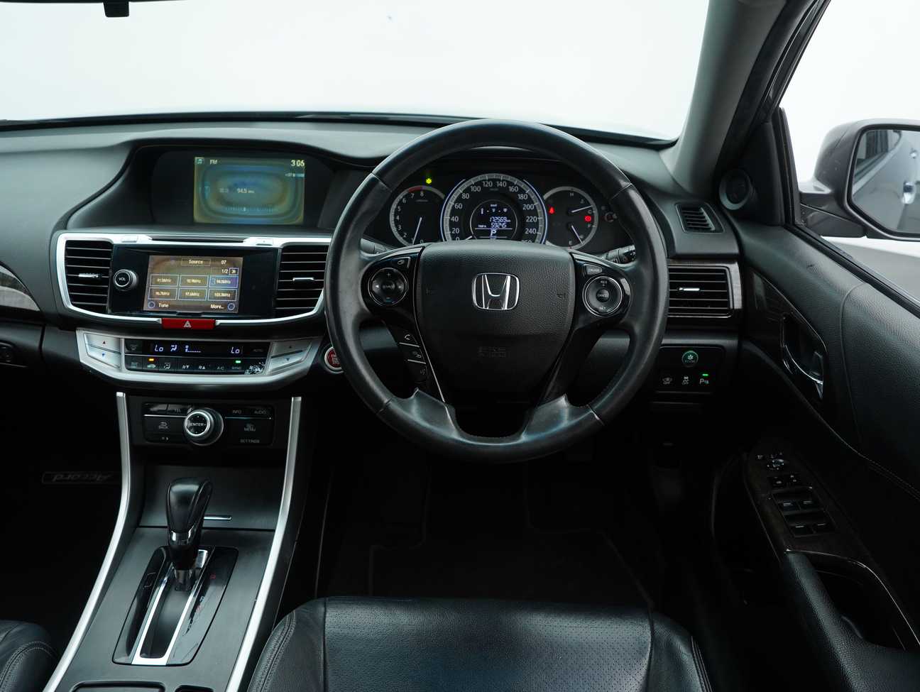 used 2014 Honda Accord VTi-L 2.0