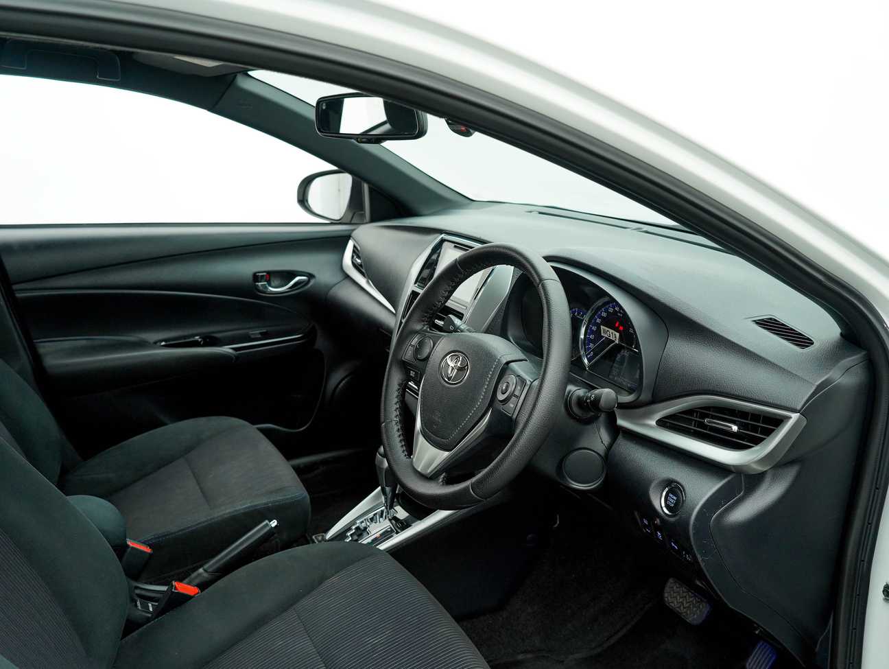 terpakai 2020 Toyota Yaris G 1.5