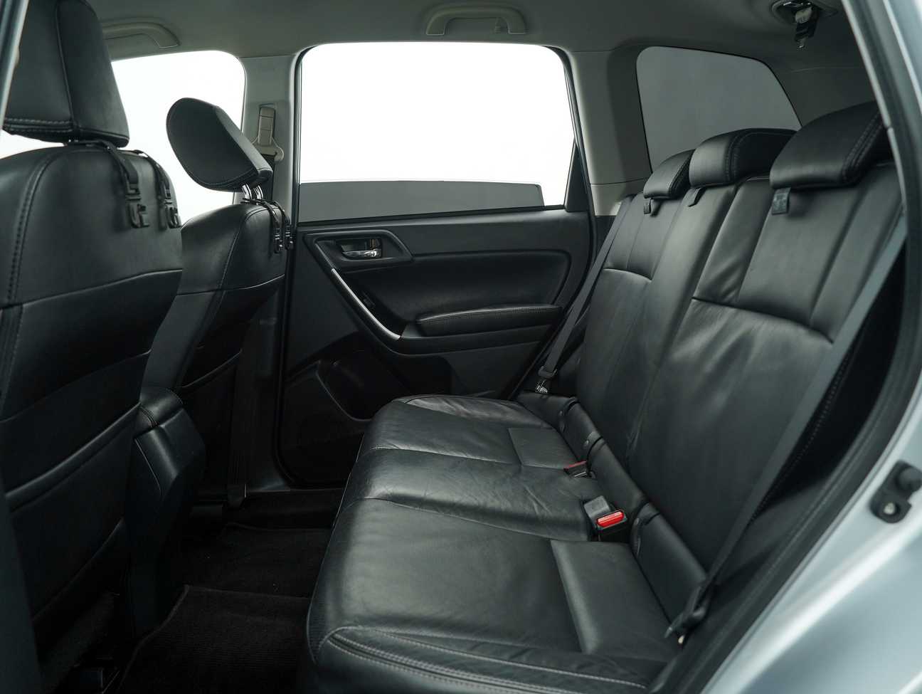 terpakai 2016 Subaru Forester  2.0