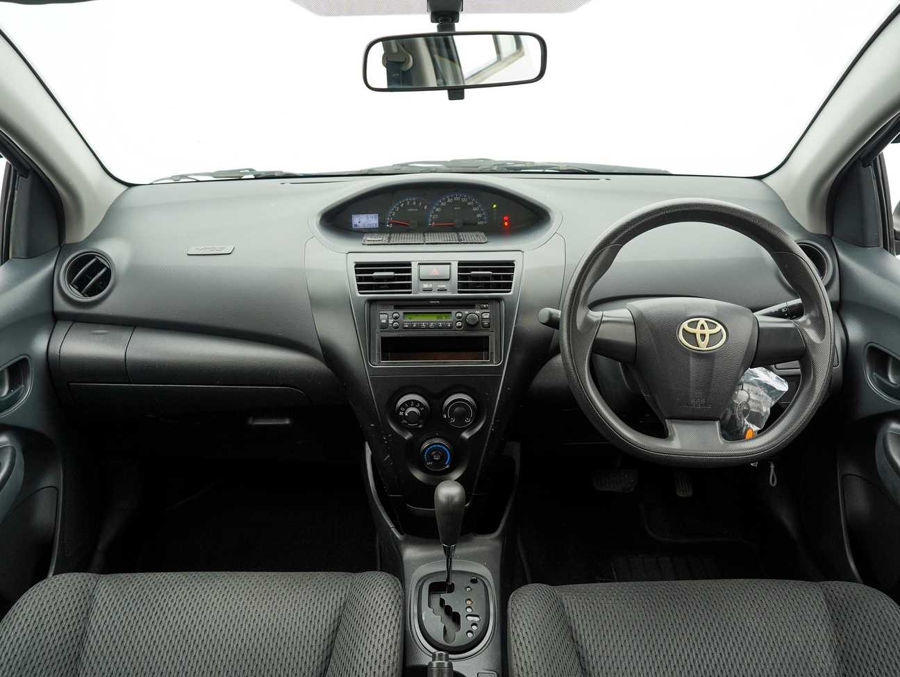 terpakai 2012 Toyota Vios J 1.5
