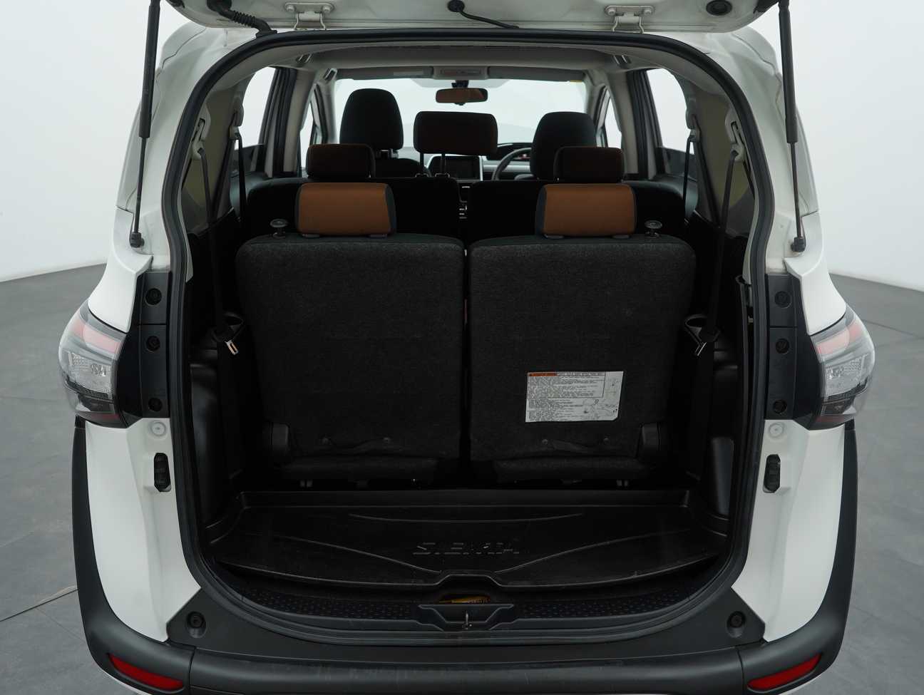 terpakai 2018 Toyota Sienta V 1.5