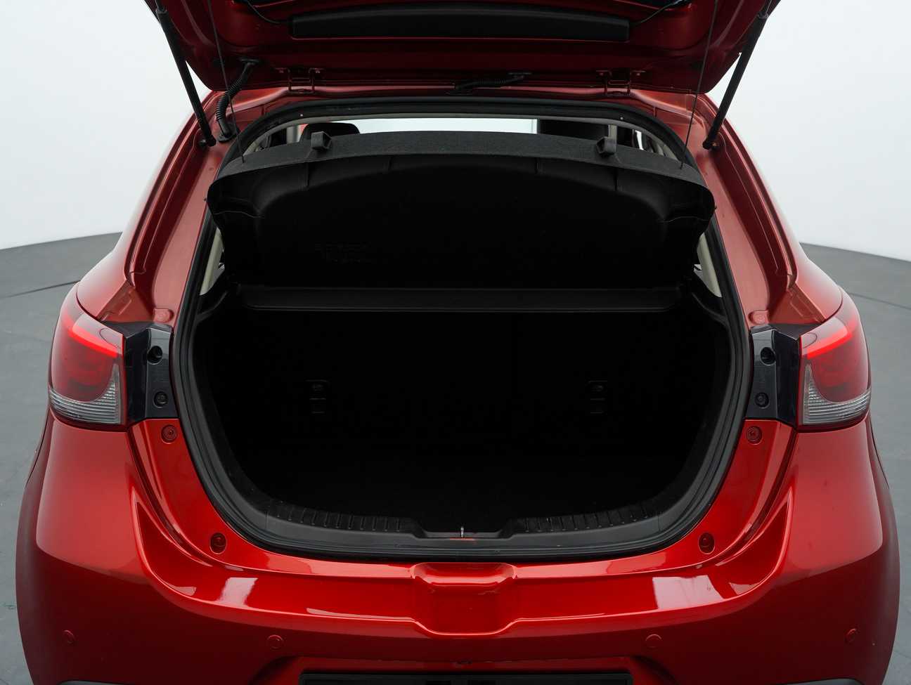 terpakai 2016 Mazda 2 SKYACTIV-G (Halogen Headlight) 1.5