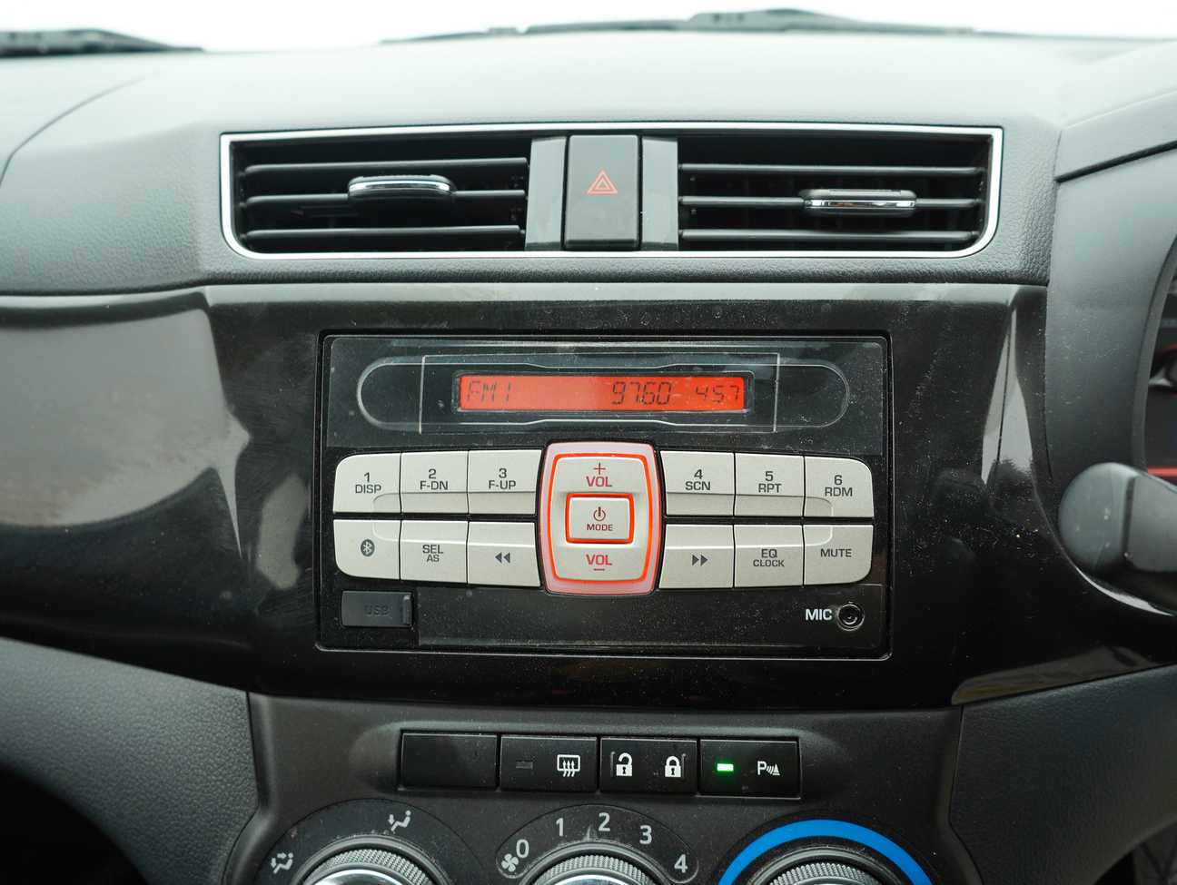 terpakai 2019 Perodua Bezza X Premium 1.3