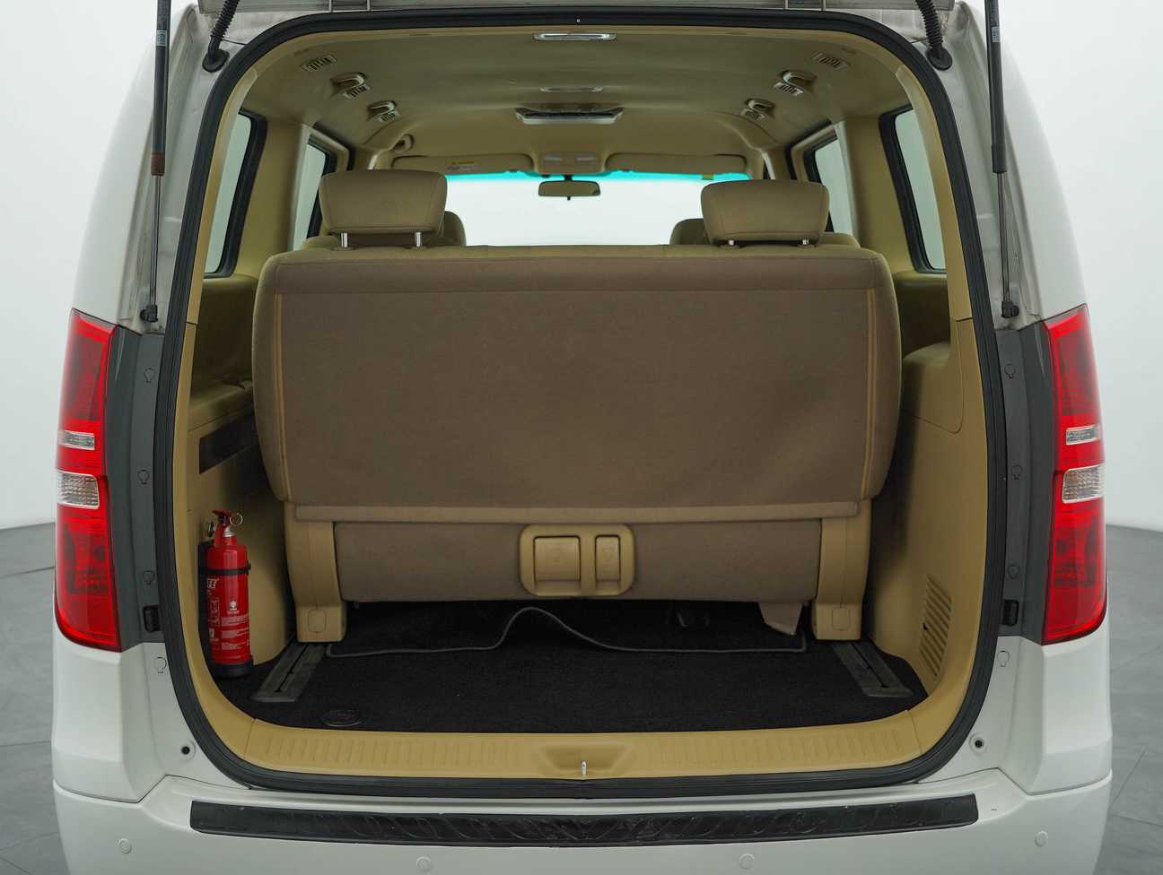 used 2019 Hyundai Grand Starex Executive 2.5