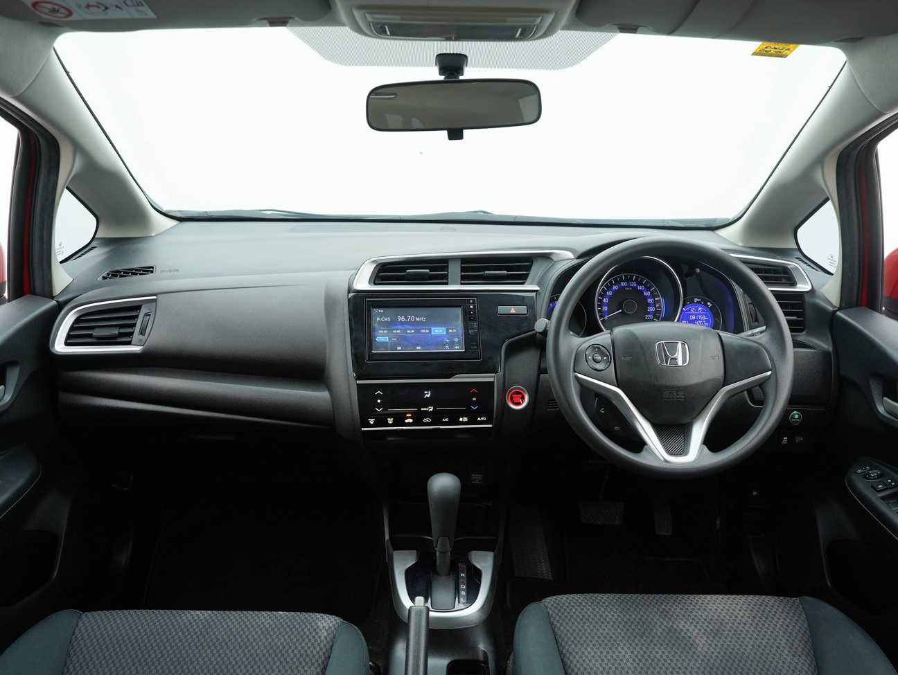 used 2017 Honda Jazz E 1.5