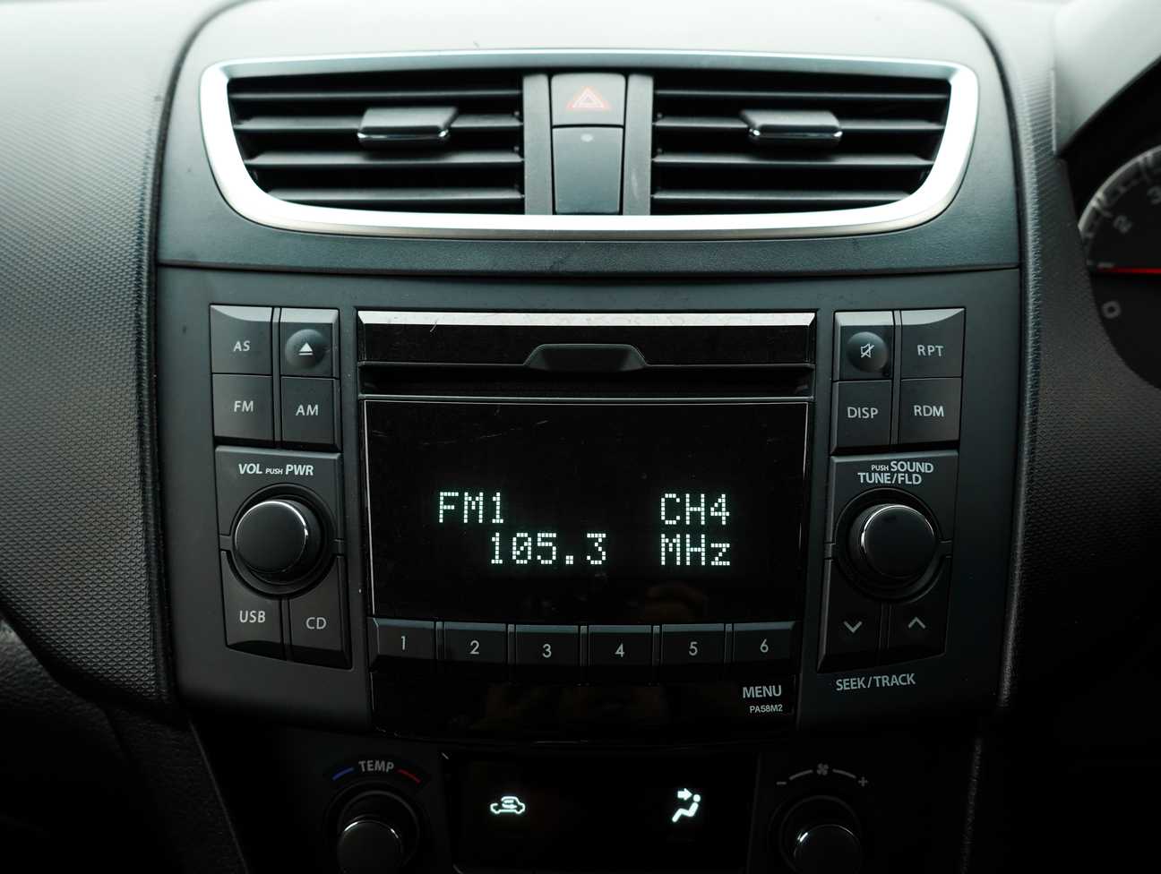 used 2014 Suzuki Swift GLX 1.4