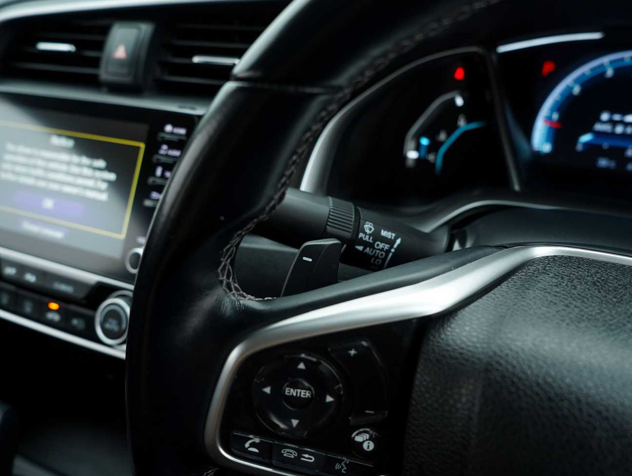 terpakai 2020 Honda Civic TC VTEC Premium 1.5