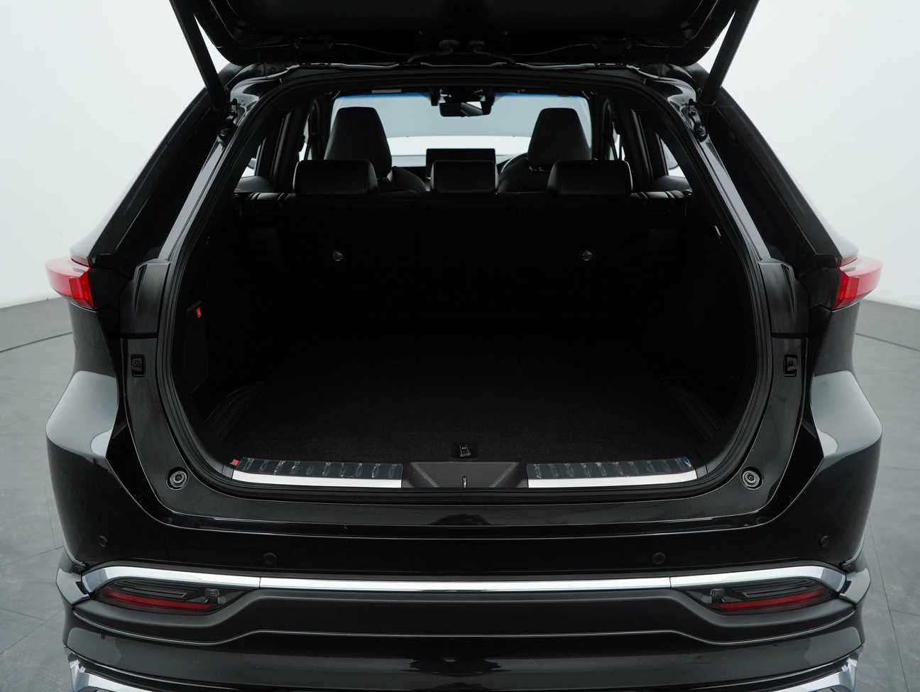 used 2021 Toyota Harrier Z 2.0