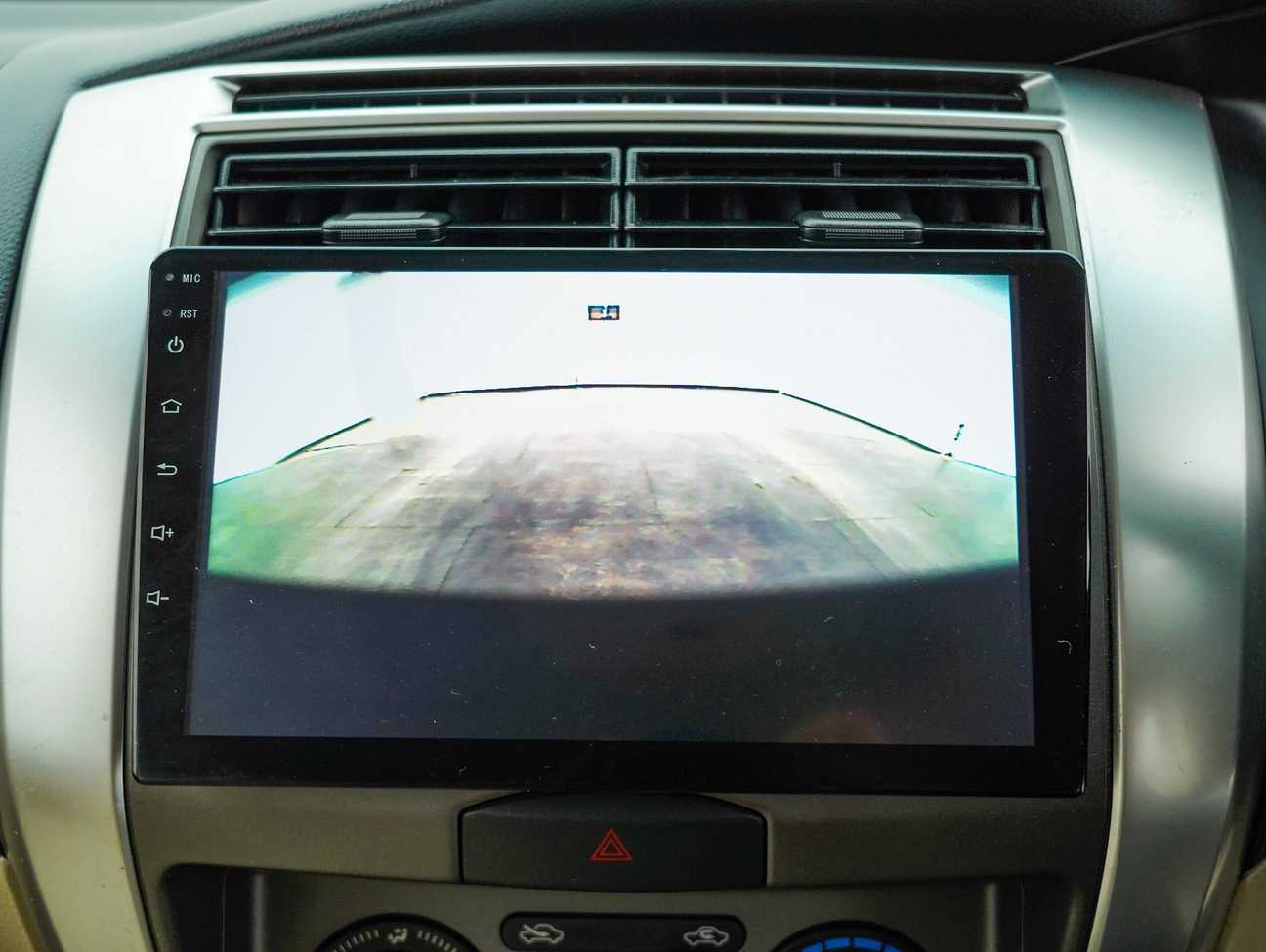 used 2014 Nissan Grand Livina Comfort 1.6