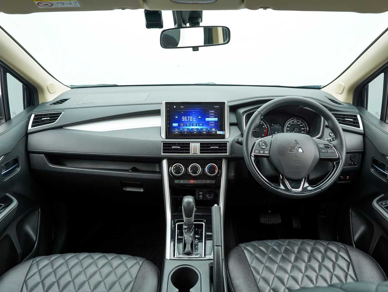 used 2020 Mitsubishi Xpander  1.5