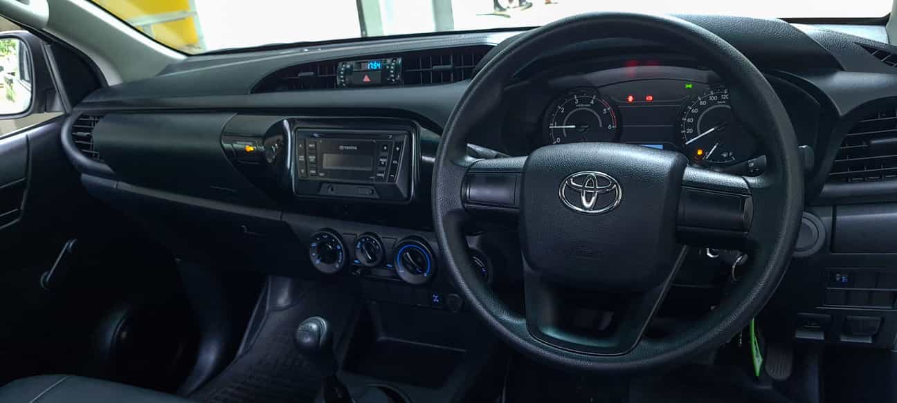 used 2019 Toyota HILUX SINGLE CAB 4X4 2.4
