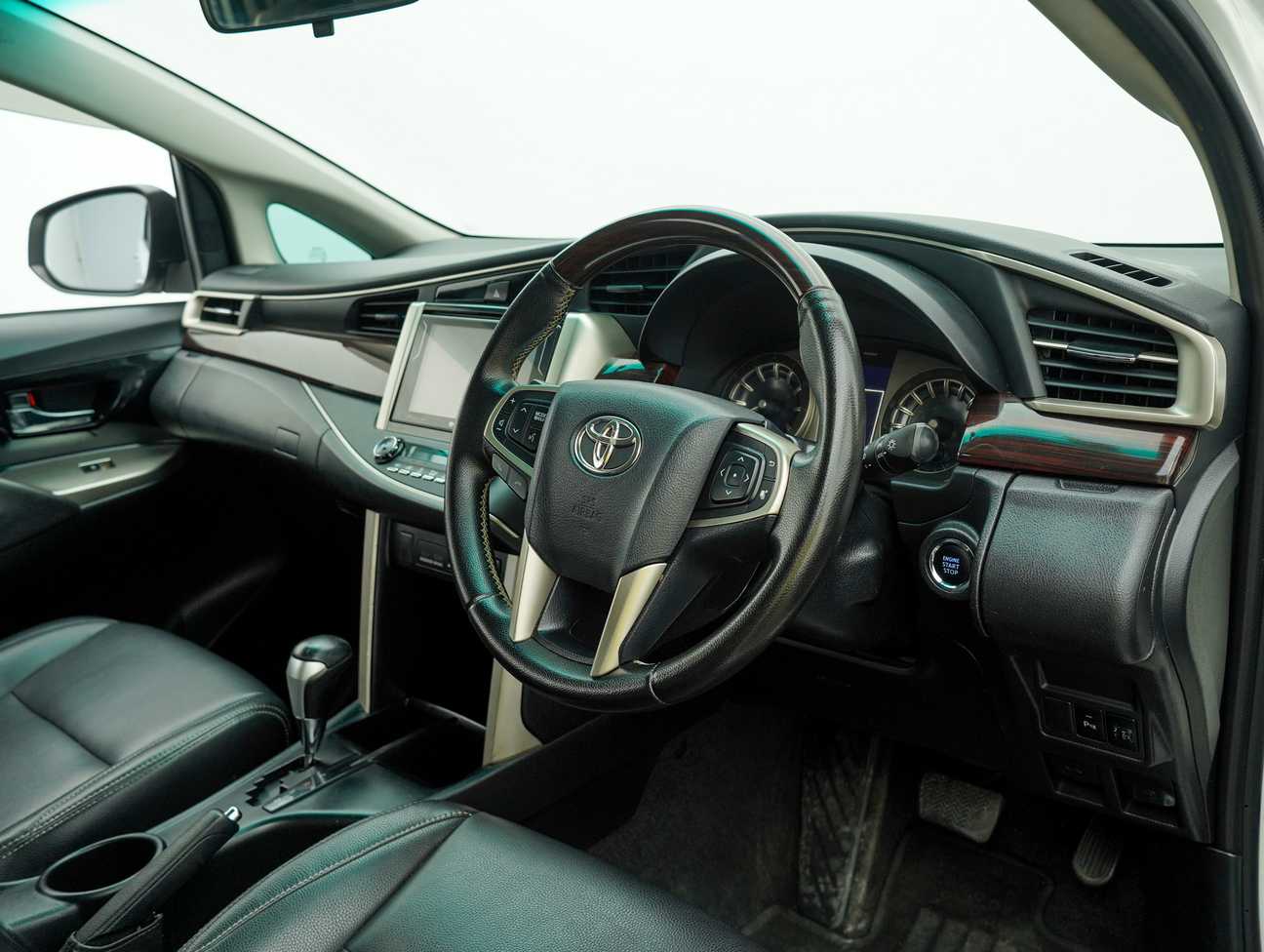 used 2018 Toyota Innova G 2.0