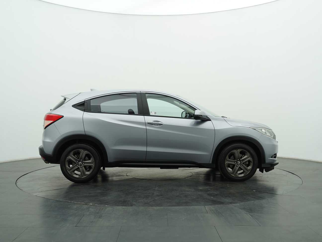 used 2017 Honda HR-V V 1.8