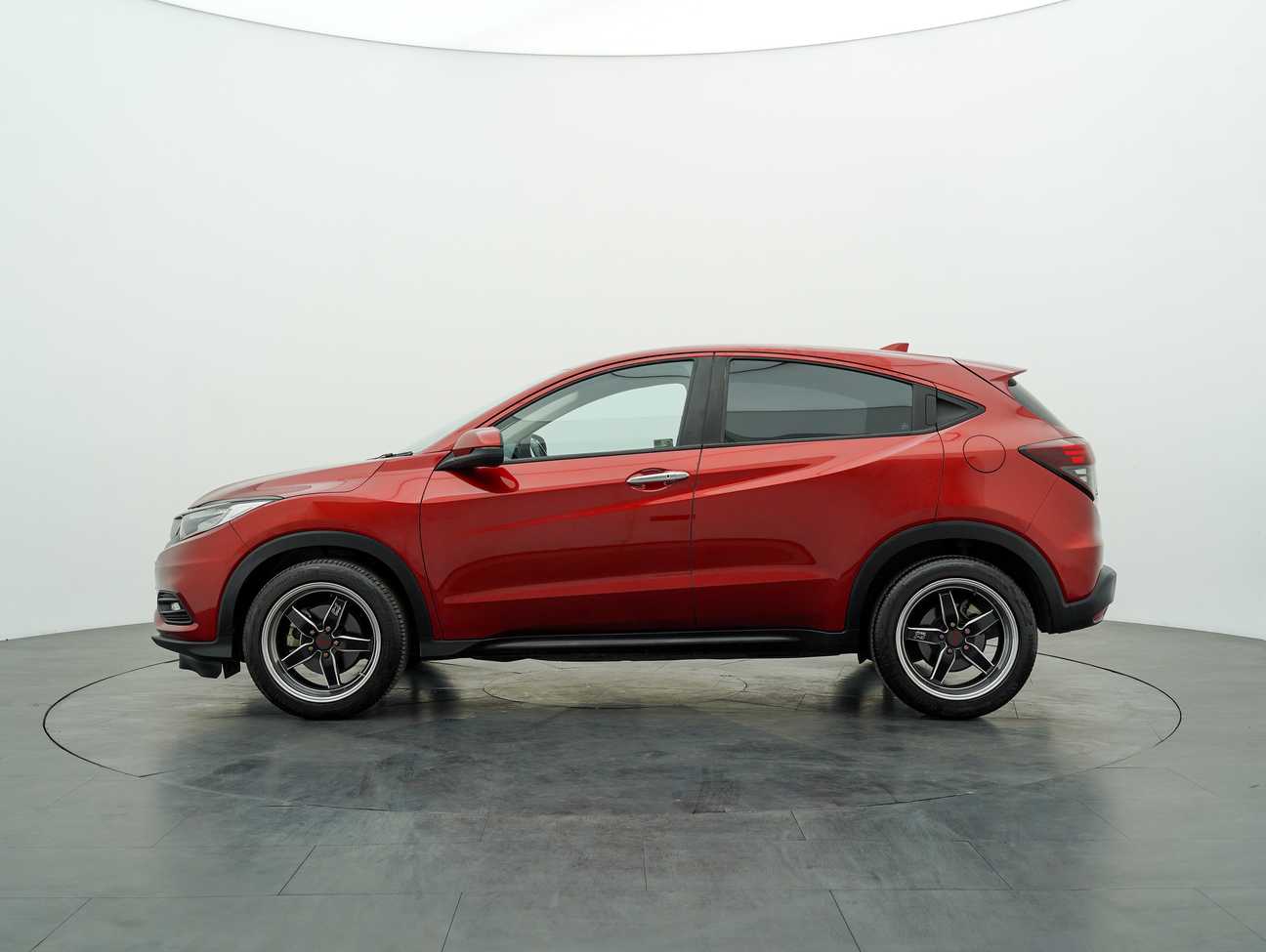 terpakai 2021 Honda HR-V V 1.8