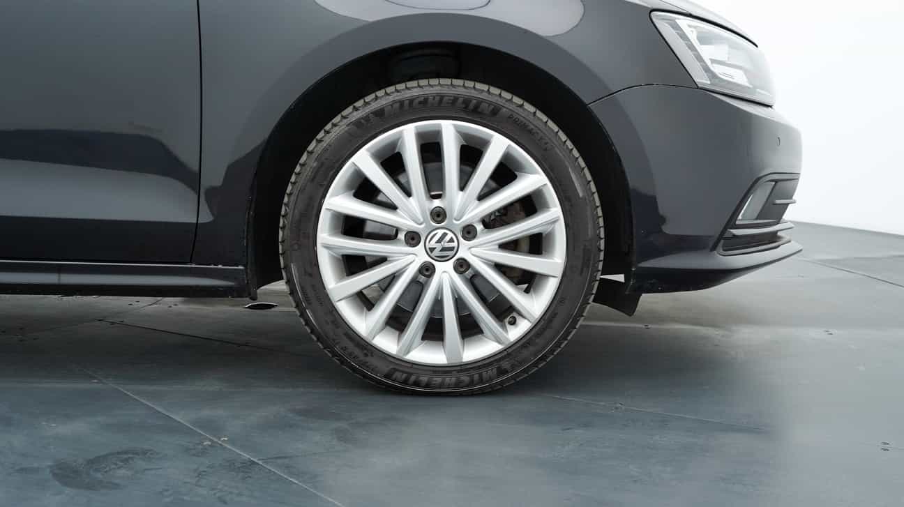 used 2016 Volkswagen JETTA TSI 1.4