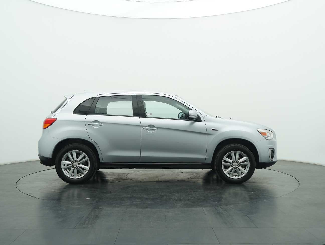 terpakai 2017 Mitsubishi ASX  2.0