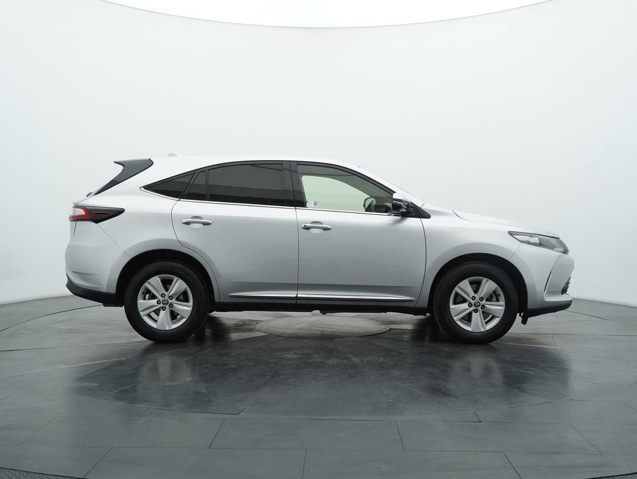 used 2018 Toyota Harrier Elegance 2.0