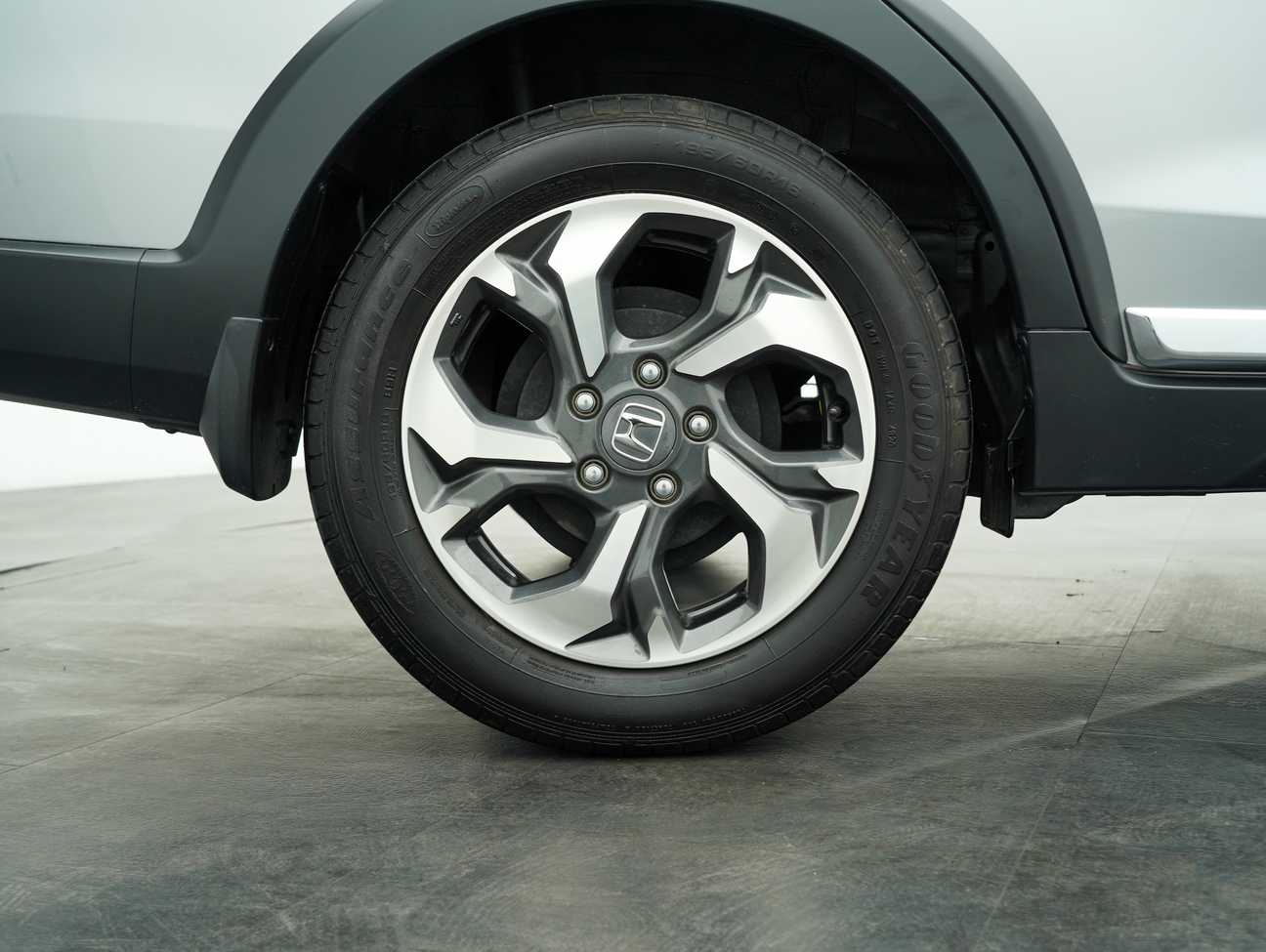 used 2018 Honda BR-V V 1.5