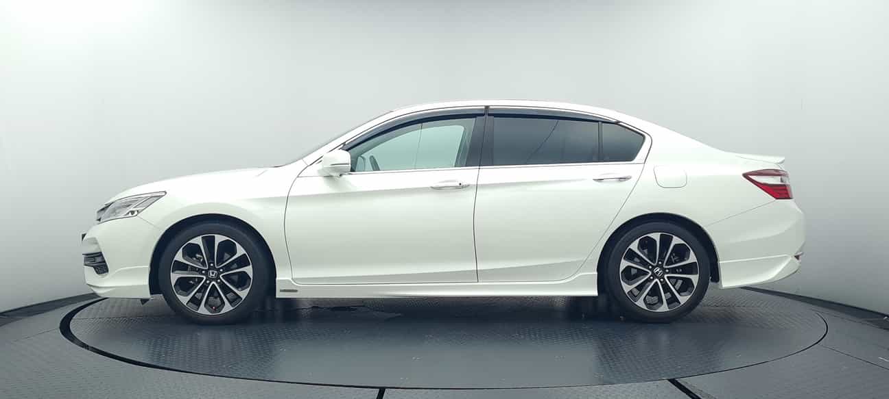 terpakai 2016 Honda ACCORD I-VTEC 2.4