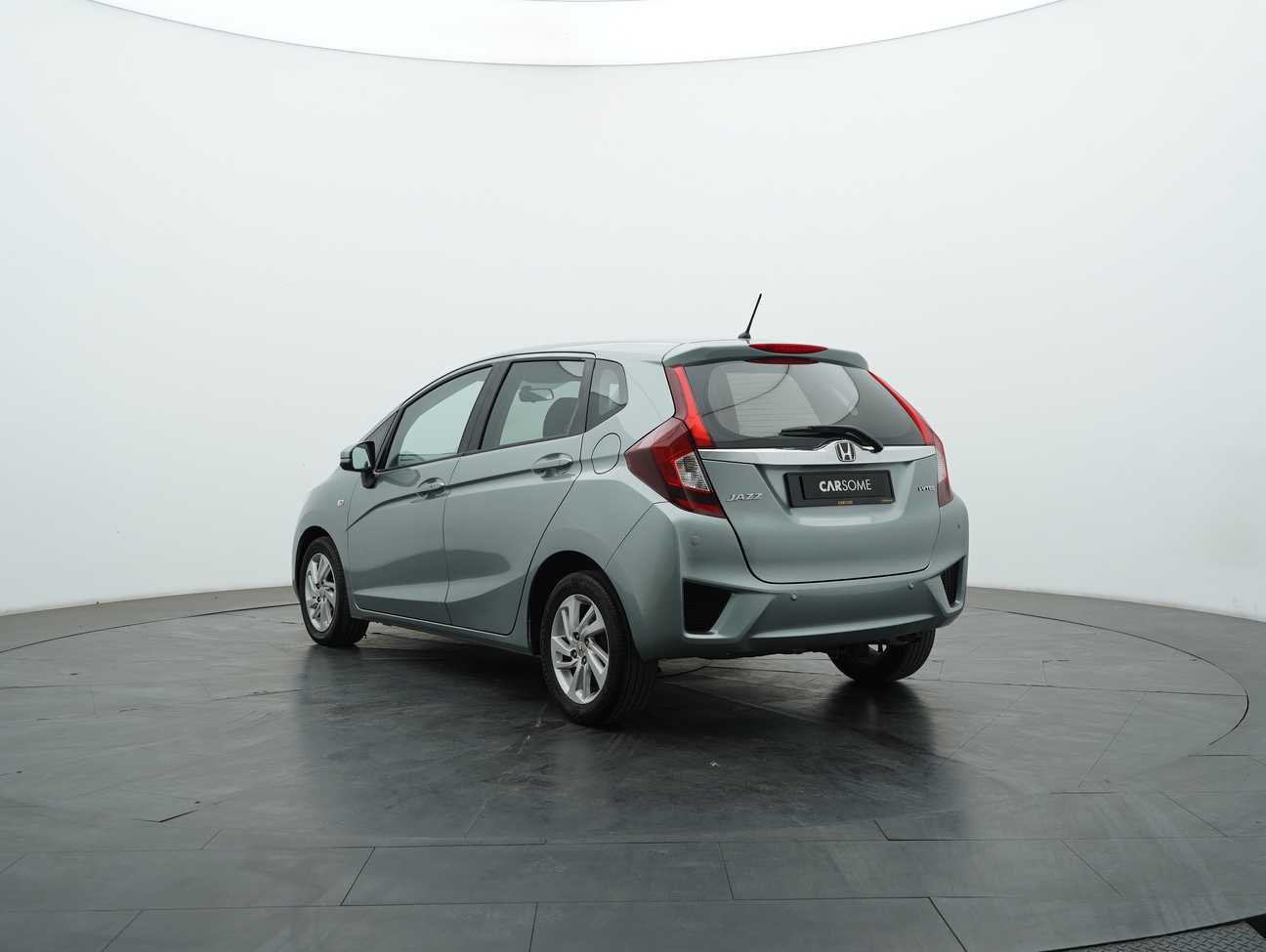 used 2015 Honda Jazz E 1.5