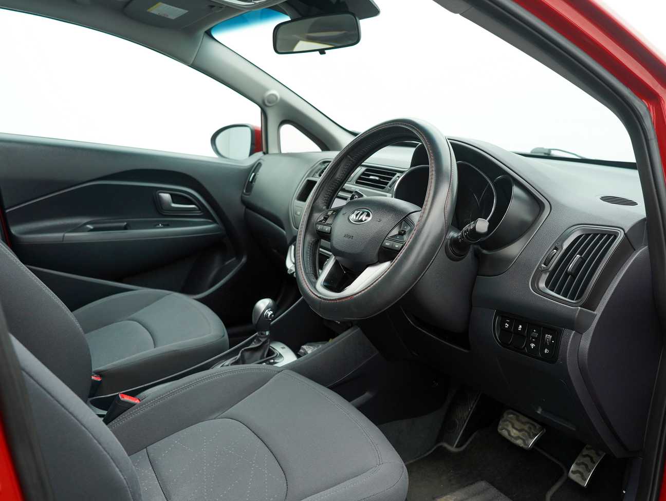 used 2013 Kia RIO UB 1.4